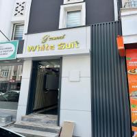 GRAND WHİTE SUİT OTEL，位于锡瓦斯锡瓦斯机场 - VAS附近的酒店