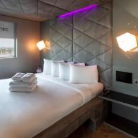 Bloc Hotel London Gatwick Airport，位于霍利的酒店