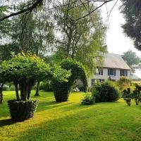 Chez Stéphanie et Sylvain，位于Le Mesnil-Villeman的酒店