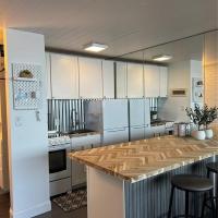 Sapphire Shores- Oceanfront at Symphony Beach Club，位于奥蒙德海滩的酒店