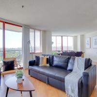 Gorgeous Apt with Rooftop City View @Pentagon City，位于阿林顿五角市的酒店