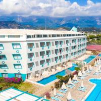 Daima Biz Hotel - Dolusu Aquapark Access，位于凯麦尔Kiris的酒店