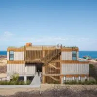 Eolia Sustainable Design Hotel,位于曼塔的酒店