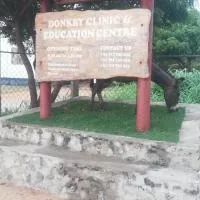 Donkey clinic and education center，位于马纳尔的酒店