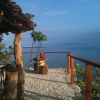 Nawori Sea View Bungalows N tours Packages，位于WortatchaSouth West Bay Airport - SWJ附近的酒店