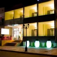 Onira Boutique,位于托隆的酒店