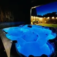 KosyHouse - Un petit coin de paradis-SPA & Massage，位于Cauffry的酒店