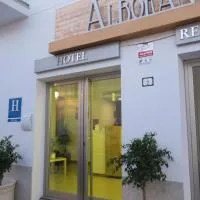 Alboran hotel，位于卡沃内拉斯的酒店