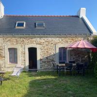 Charmante maison en pierre avec jardin à Bangor, à 1500 m de la plage de Vazen - FR-1-418-157，位于班戈Belle Ile En Mer Airport - BIC附近的酒店