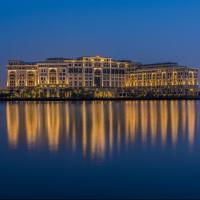 迪拜范思哲酒店，位于迪拜贾达夫的酒店