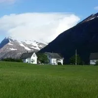 Dønhaug Gard，位于Uskedalen的酒店