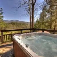 Harpers Creek Lodge and Cabins，位于埃利杰的酒店
