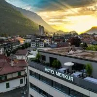 Hotel Merkur - West Station，位于因特拉肯的酒店