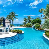 "Beach Happy" Schooner Bay - Beachfront Apartment，位于圣彼得教区Speightstown的酒店