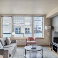 Queen Anne 1br w gym wd nr Space Needle SEA-579，位于西雅图Seattle Lake Union Seaplane Base - LKE附近的酒店