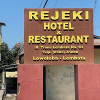 Hotel Rejeki，位于LewolebaWunopito Airport - LWE附近的酒店