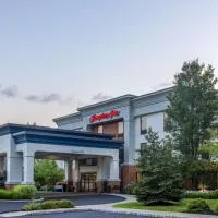 哈里曼伍德伯里汉普顿酒店,位于中央谷地的酒店