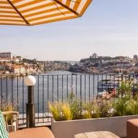 The Rebello Hotel & Spa - Small Luxury Hotels Of The World，位于加亚新城的酒店
