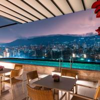 Hotel York Luxury Suites Medellin by Preferred，位于麦德林El Poblado的酒店