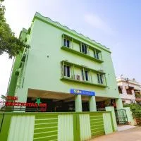 FabHotel Greenstar Inn - Bhubaneswar Airport，位于布巴内什瓦尔的酒店