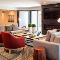 Fairfield Inn & Suites by Marriott Providence Airport Warwick，位于沃里克T.F.绿色机场 - PVD附近的酒店