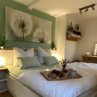 Ferienhaus Ella，位于特劳特斯其岑的酒店