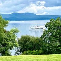 Loch View at Lomond Castle