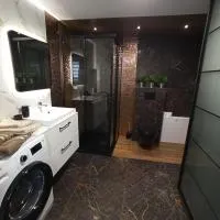 Urban Palace bezpłatne miejsce postojowe，位于弗罗茨瓦夫的酒店