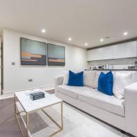 Garden Haven: Luxe 1BR 1BA Chigwell Retreat