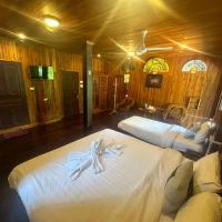 XiengThong KhounPhet GuestHouse，位于琅勃拉邦琅勃拉邦国际机场 - LPQ附近的酒店