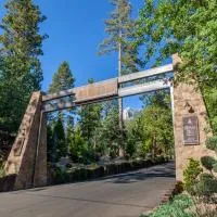 Tahquitz Pines Retreat,位于爱德怀的酒店