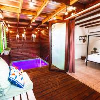 Catania 2 Suite W/private pool,W/heater , WIFI.，位于阿瓜迪亚拉斐尔·埃尔南德斯机场 - BQN附近的酒店
