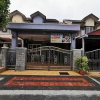 Iwan Ila Homestay,位于峇冬加里的酒店