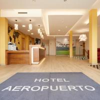 Hotel Arias Aeropuerto，位于Santiago del Monte阿斯图里亚斯机场 - OVD附近的酒店