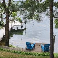 LakePlace Bed & Breakfast，位于Dresser的酒店