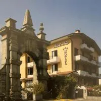 Hotel Mistrello di Savoia，位于塔罗谷镇的酒店