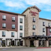 Hampton Inn Concord，位于康科德布坎南场机场 - CCR附近的酒店