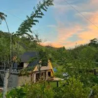 Isla Escondida Maceo Finca Hotel y Restaurante，位于Yolombó的酒店