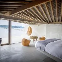Denpaku The Beachfront MIJORA，位于奄美的酒店