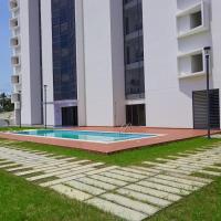 Luxurious Penthouse With Luxurious Pool，位于塔科拉迪Takoradi - TKD附近的酒店