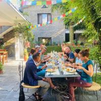 妈妈的花园度假酒店，位于博卡拉Pokhara International Airport - PHH附近的酒店