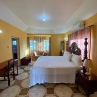 Veronica Homestay Lucea Jamaica，位于卢西的酒店