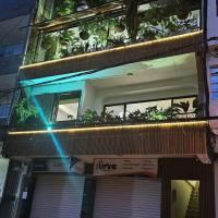 HOTEL BOHO BOUTIQUE，位于基布多Mandinga Airport - COG附近的酒店