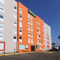 City Express Junior by Marriott Tijuana Otay，位于提华纳蒂华纳国际机场 - TIJ附近的酒店