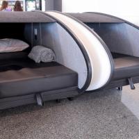 Sleeping Pods GoSleep - Inside of Warsaw Chopin Airport, non schengen restricted zone after passport control, near Gate 2N，位于华沙华沙肖邦国际机场 - WAW附近的酒店