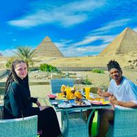 Blue Scarab Pyramids View，位于开罗吉萨的酒店