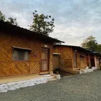 Vasant Bamboo Cottage，位于Maheshwar的酒店