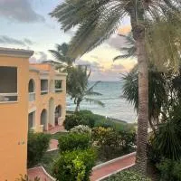 Northshore Seaside Suites，位于圣约翰斯的酒店