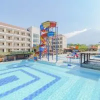 RedDoorz Resort Premium @ Sangkan Hurip Kuningan，位于库宁岸的酒店