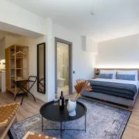Athens Airport Living spaces，位于斯巴达的酒店